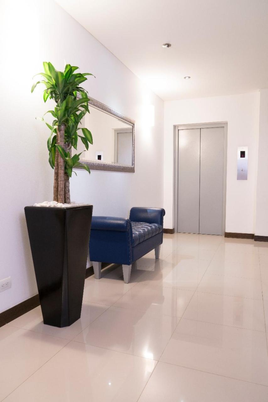 Hotel Cinco Monteria Exterior photo